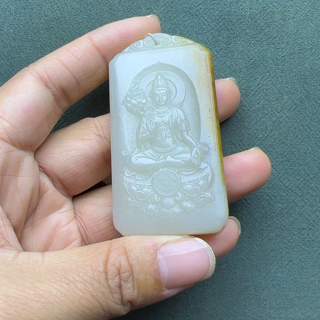 和田玉把件未镶嵌原*草