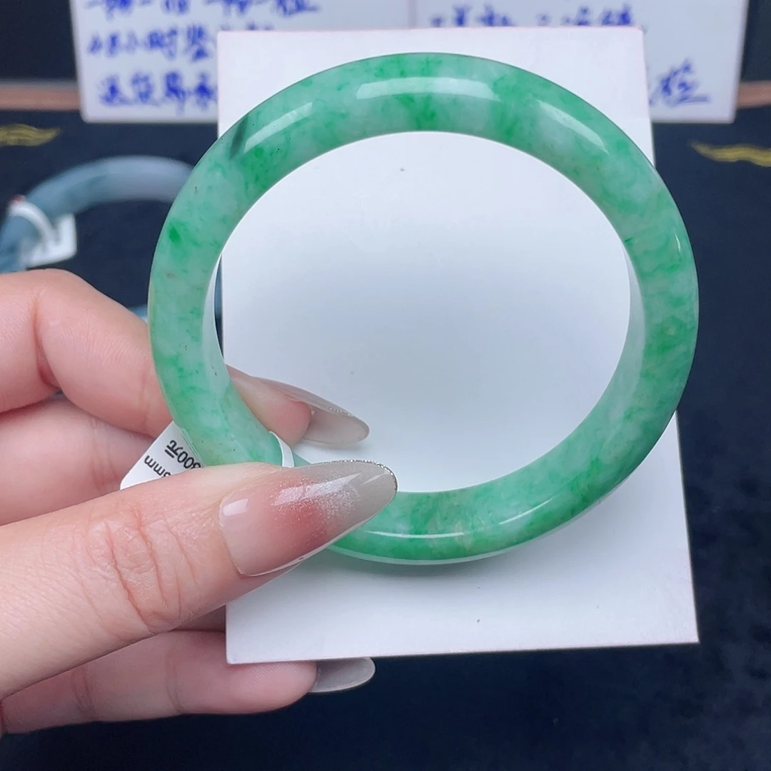 翡翠未镶嵌手镯060