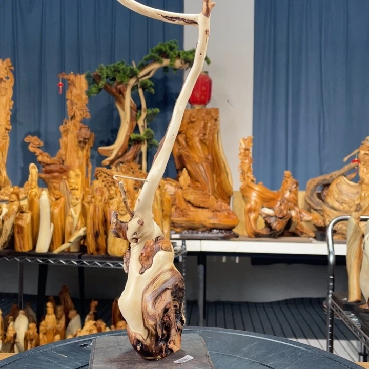 柏木（崖柏）随型飘枝