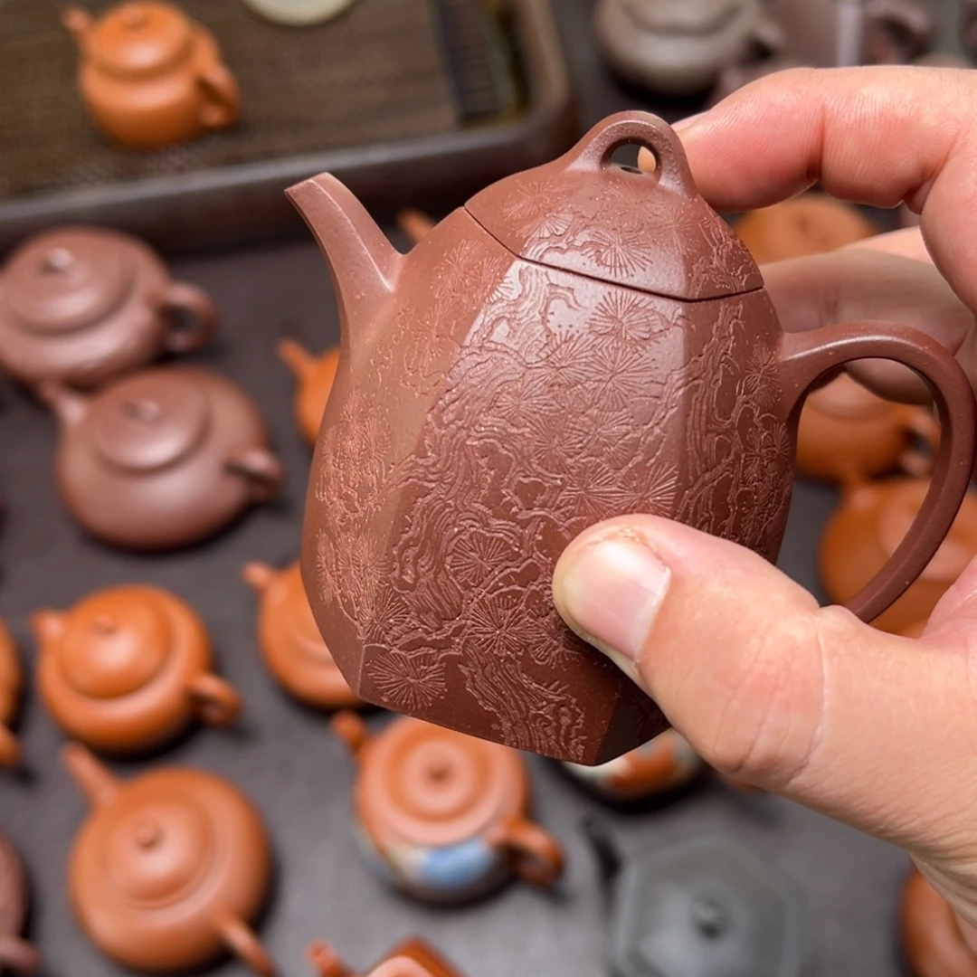 一***昕茶壶紫砂汽修厂的人说他