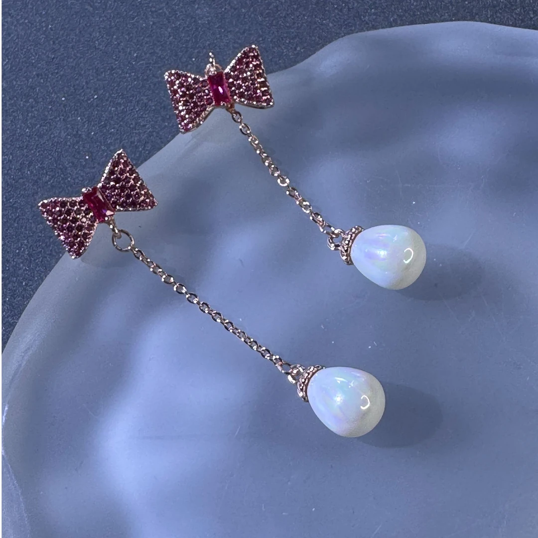 铜合金仿珍珠耳饰 法式甜美蝴蝶结红色镶嵌珍珠耳饰