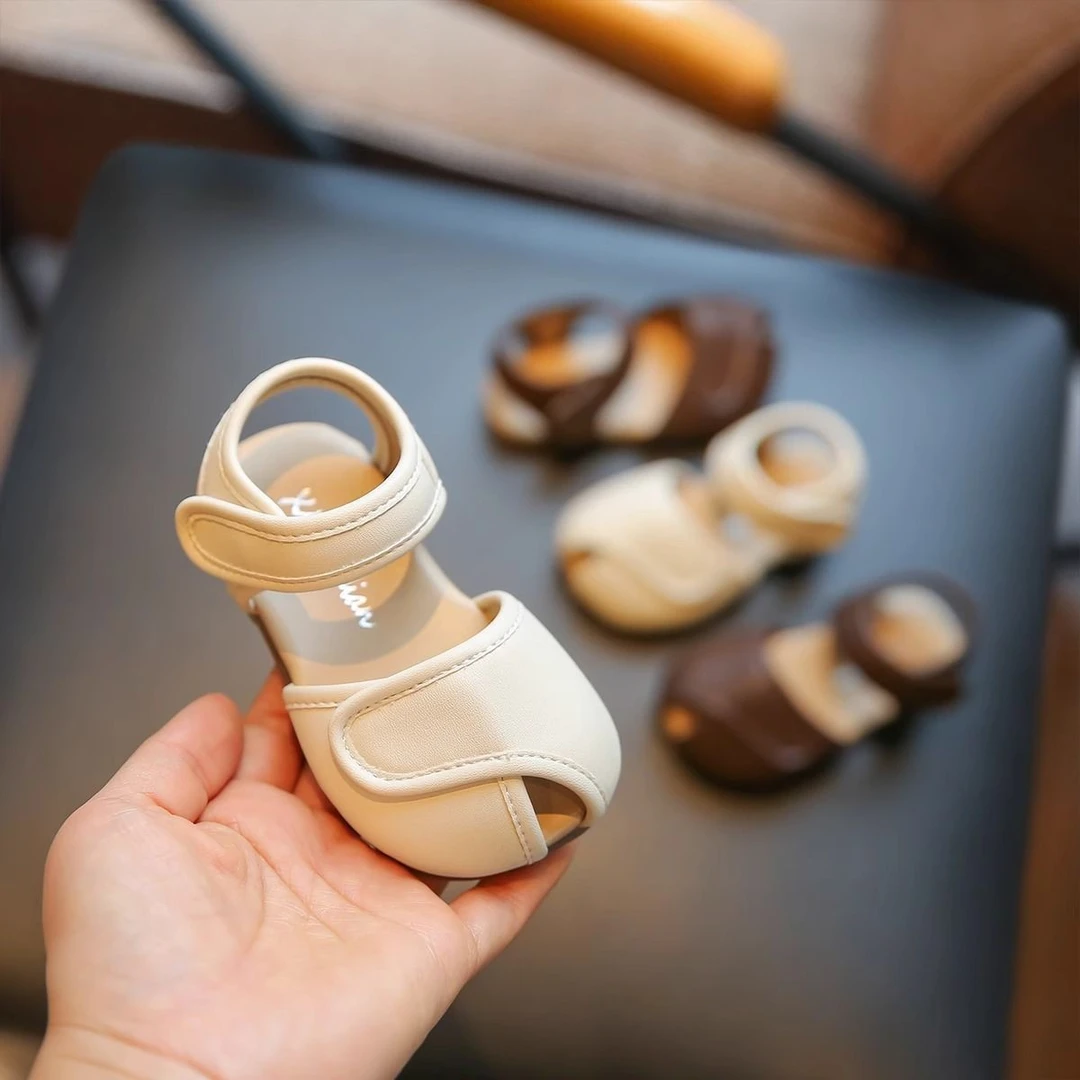 婴幼儿凉鞋女童宝宝夏季新款女孩公主鞋软底防滑小童鞋1-2岁0-1-3