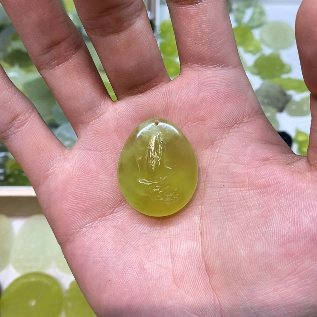 岫玉未镶嵌吊坠(不含链)