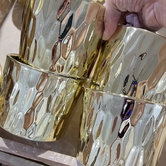 多肉绿植陶瓷花盆9.9包邮，有孔