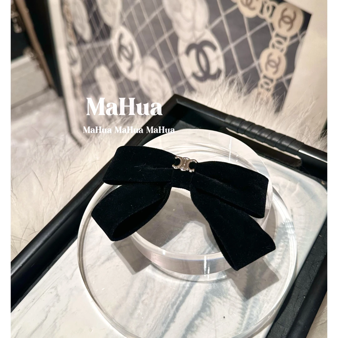 P2145 气质时尚蝴蝶结发夹