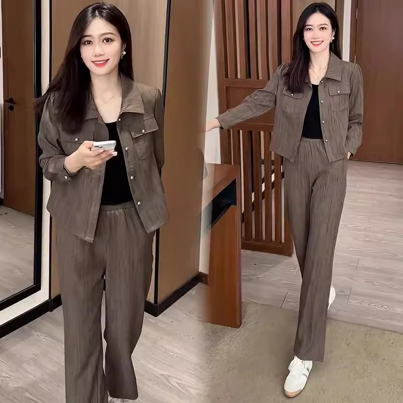 拉夏贝尔时尚套装女士2025年春秋季新款运动短款外套阔腿裤两件套