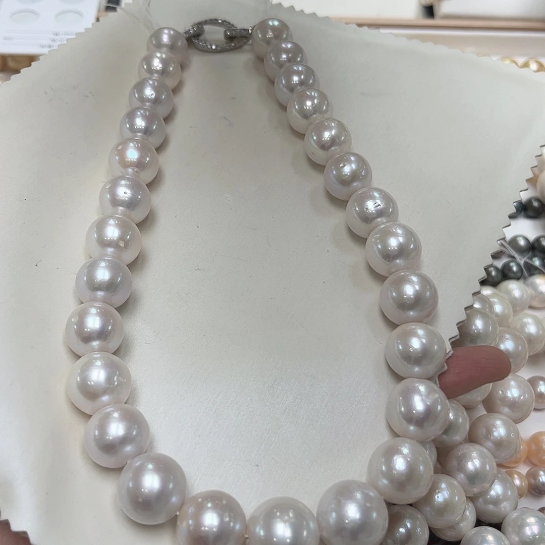 淡水珍珠未镶嵌颈饰14-18内 有核 有坑点