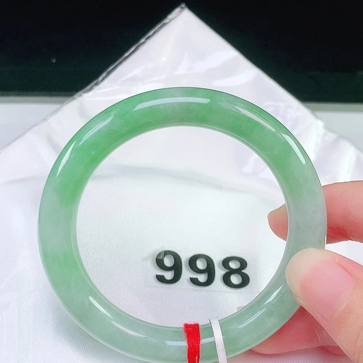 翡翠未镶嵌手镯翡翠手镯