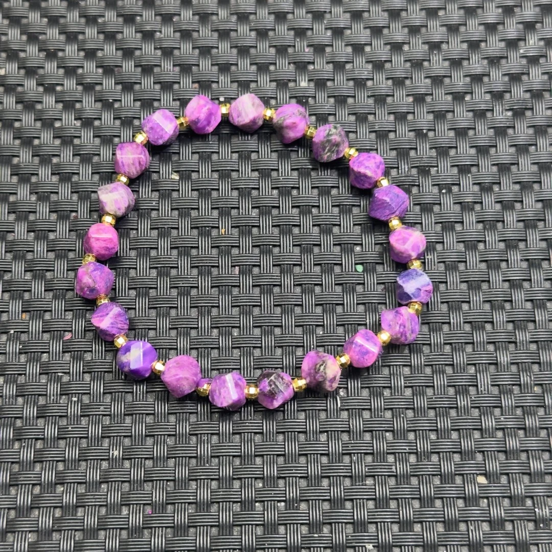 【唐艺】L47主播推荐款轻奢风常规扭扭珠手串多样性发一件