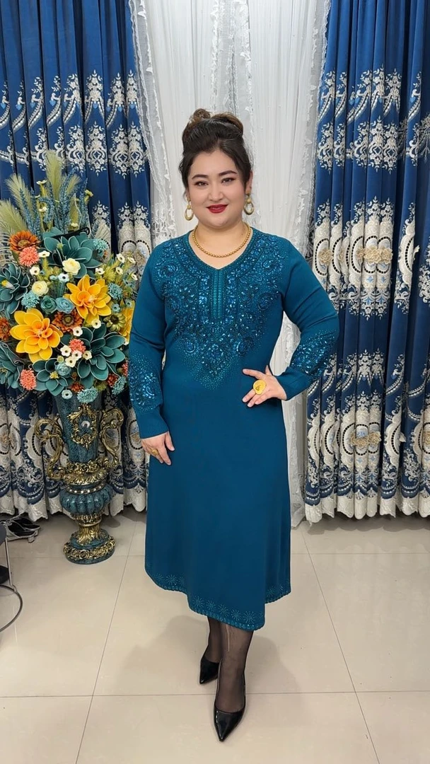 新款碎钻花色福利款时尚休闲舒适透气连衣裙-短款9031