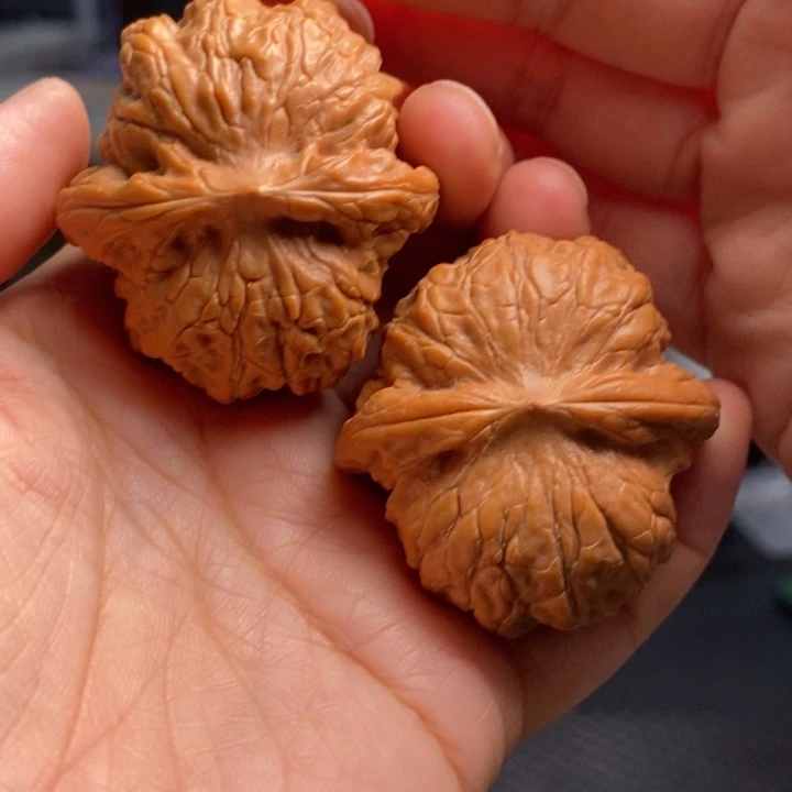 把件文玩核桃血麒麟