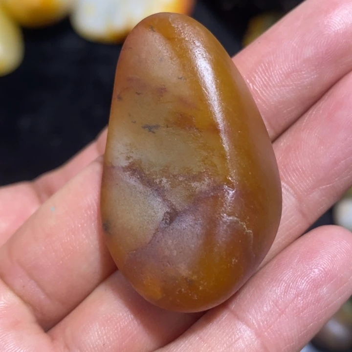 颈饰未镶嵌和田玉（糖玉）10