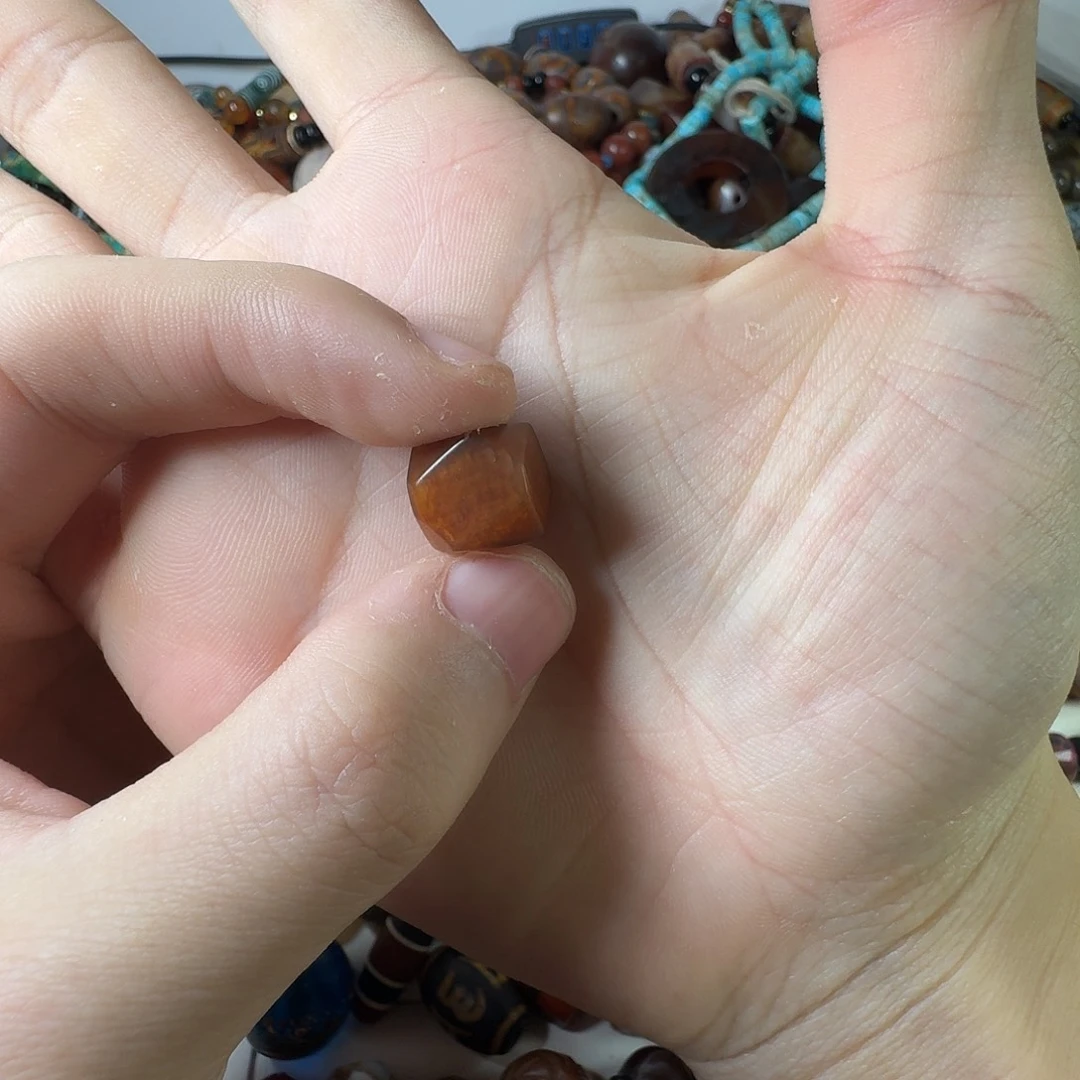 玛瑙/玉髓未镶嵌纯天然玛瑙珠子