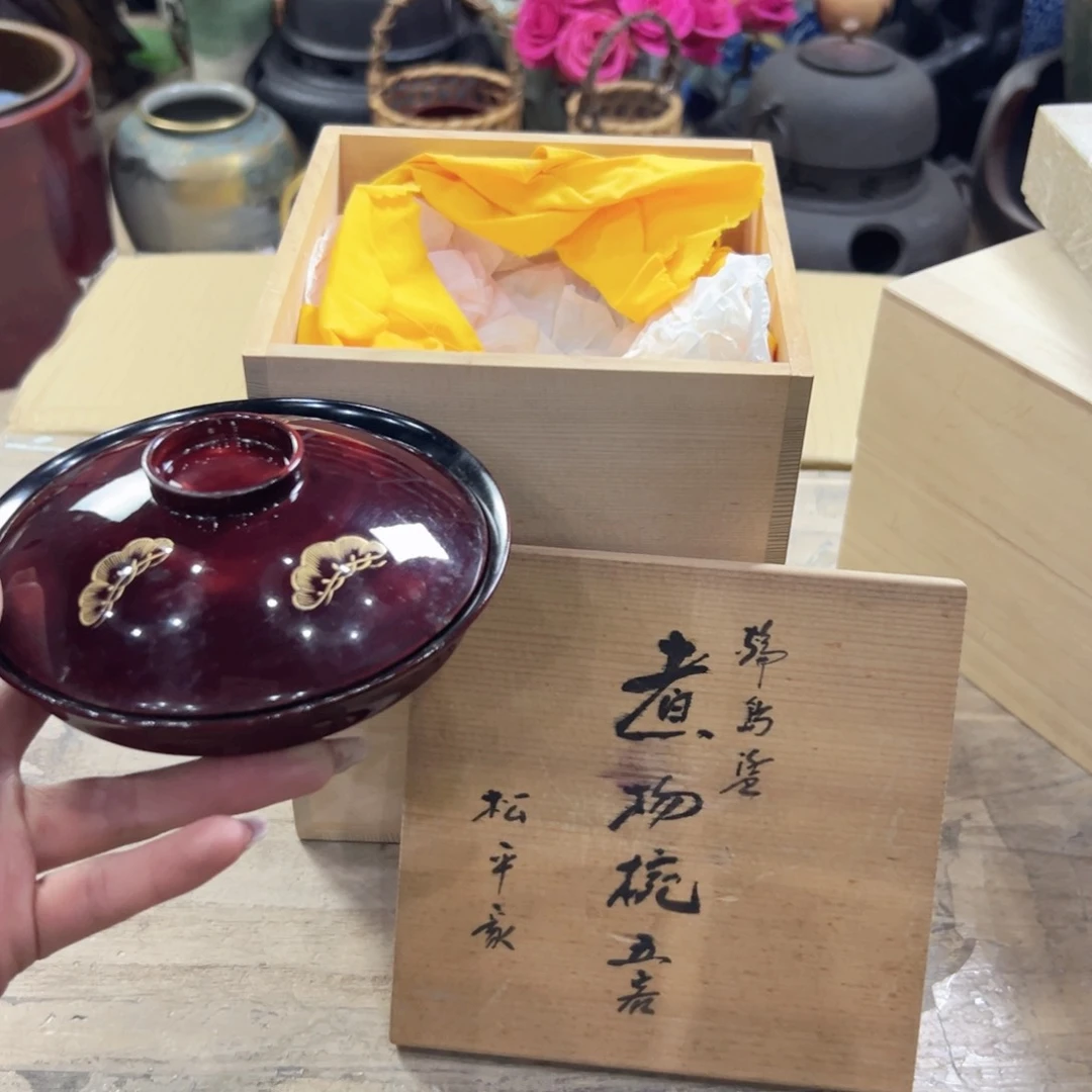 瓷片陶瓷和金属表面上均是