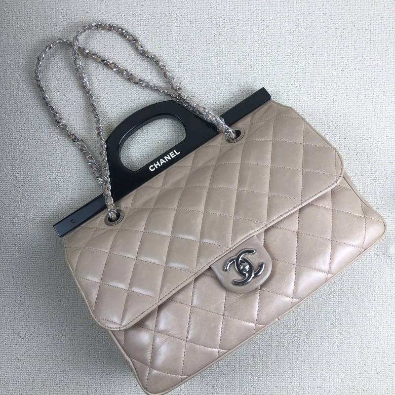 95新 Chanel/香奈儿 裸粉色银扣衣架手提包 底长31 20开