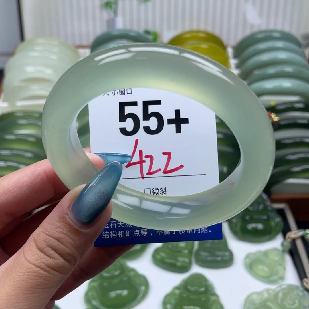 蛇纹石玉未镶嵌手镯L****y