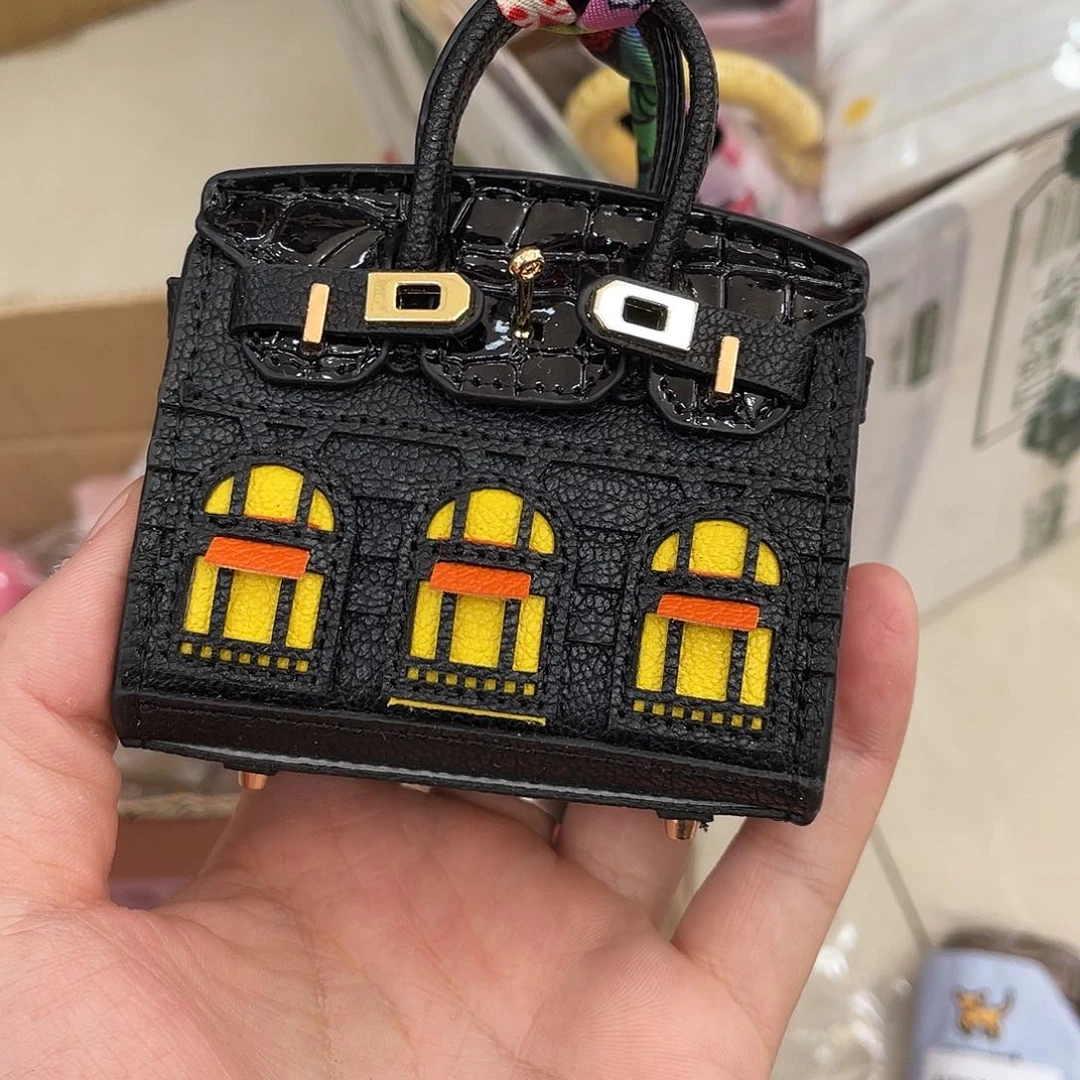 PU化妆包等各种产品的