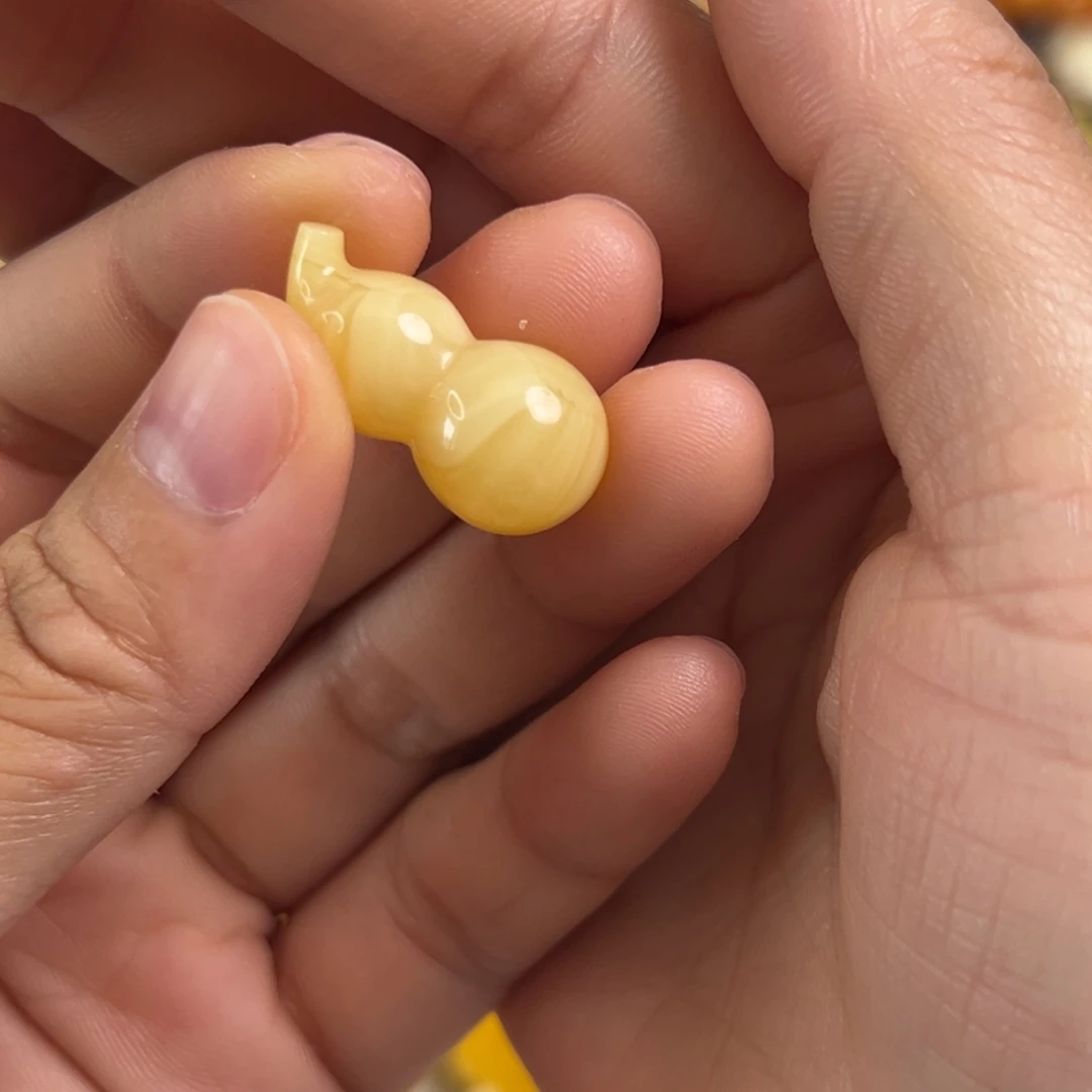 蜜蜡未镶嵌裸石蜜蜡