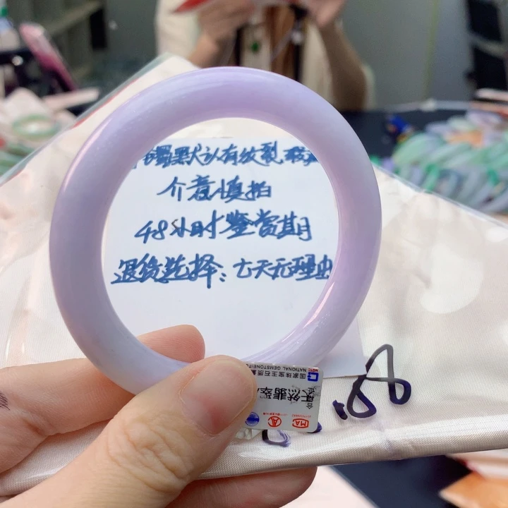 翡翠未镶嵌手镯翡翠手镯