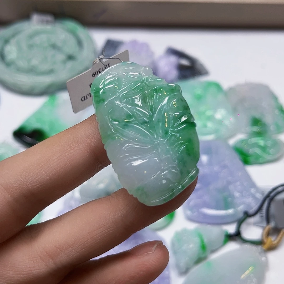 翡翠未镶嵌颈饰缅甸翡翠A货