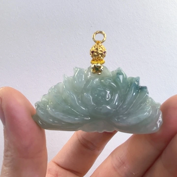 翡翠吊坠(赠链)未镶嵌代编织