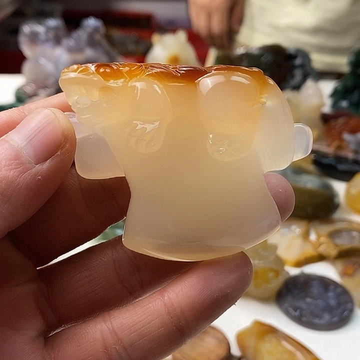 未镶嵌颈饰玛瑙/玉髓