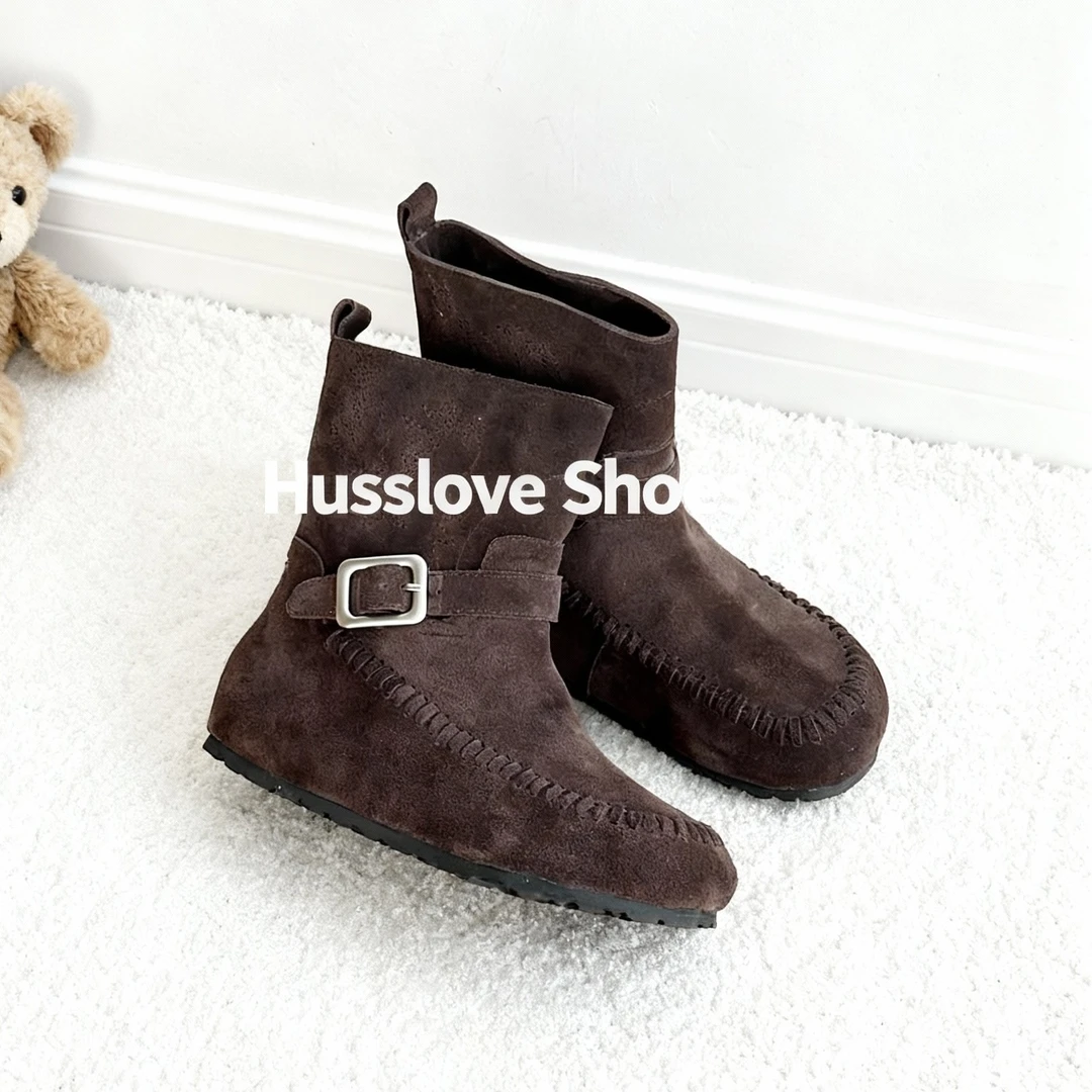 HUSSLOVE 磨砂牛皮·跟高3CM·时尚百搭编织皮带扣冬季显瘦勃肯靴