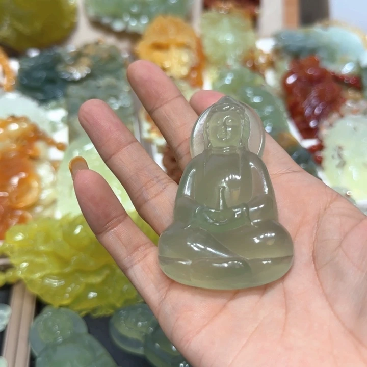 未镶嵌蛇纹石玉吊坠老*財