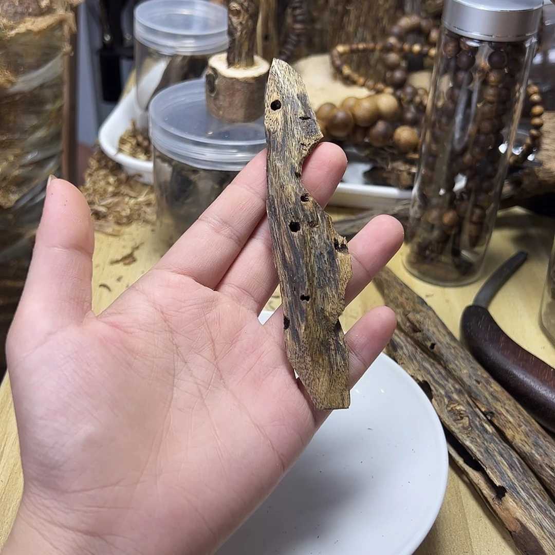 木绿奇楠虫漏8克原材料