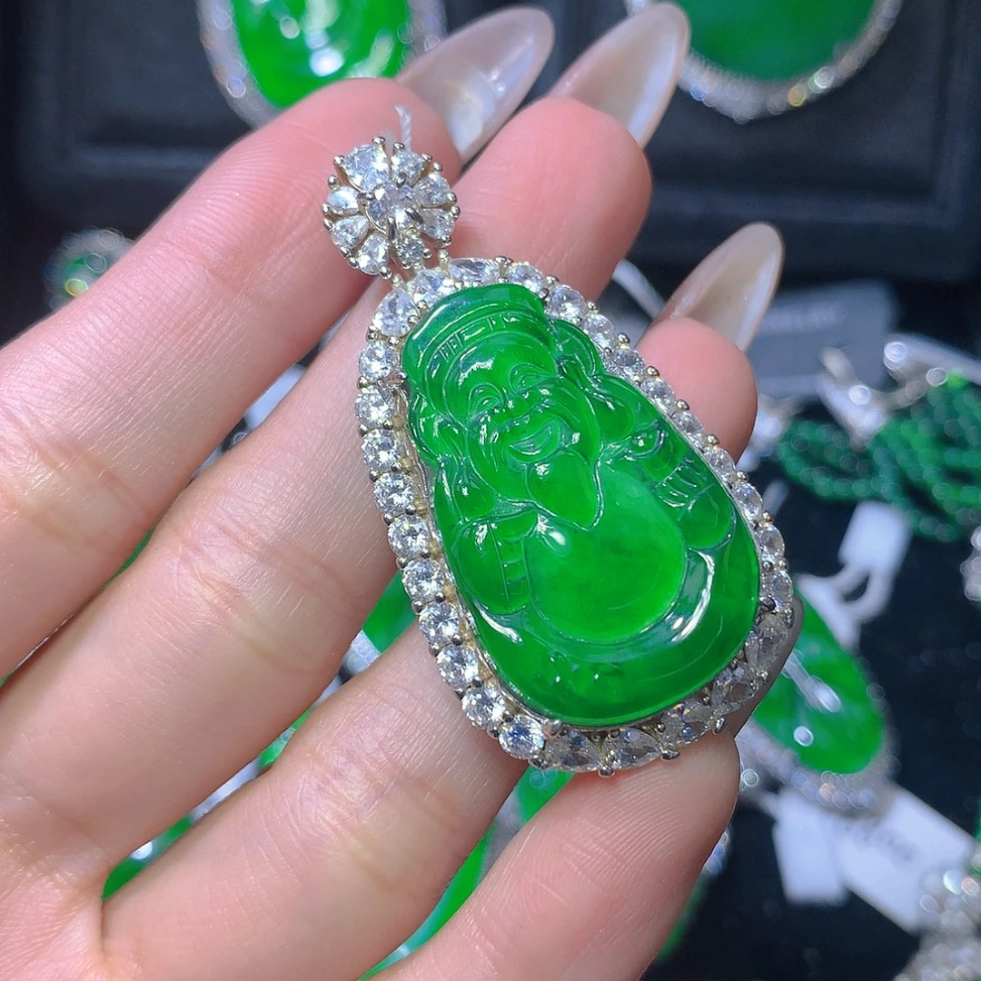 翡翠颈饰银S925镶嵌翡翠