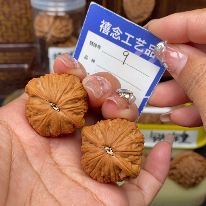 文玩核桃吊坠33铁锤