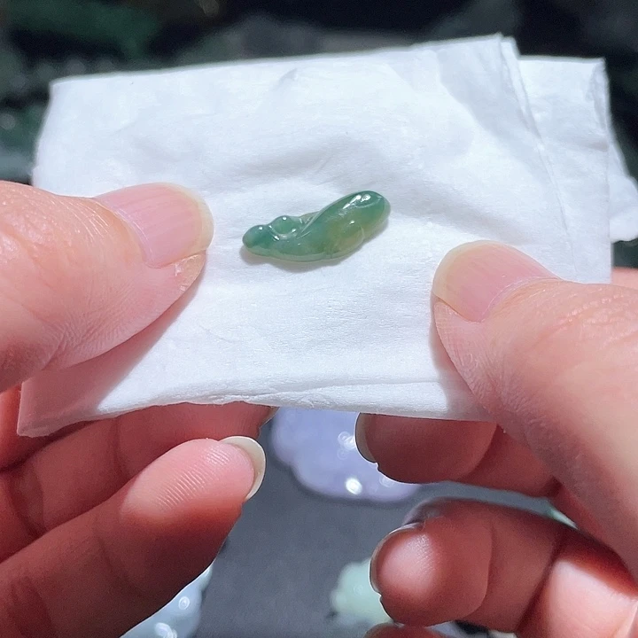 颈饰未镶嵌翡翠天