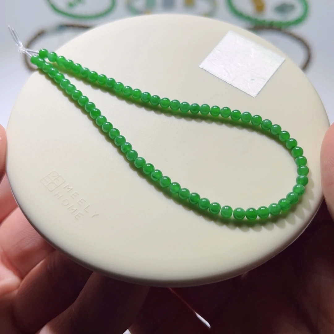 散珠翡翠裸石66颗