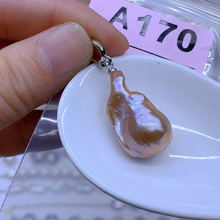 颈饰未镶嵌淡水珍珠