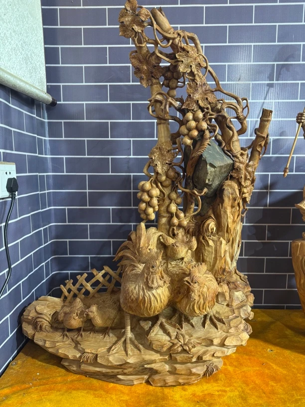 鸡的全家福！葡萄架下的5只鸡太行崖柏精美精雕工艺品家居装饰摆件