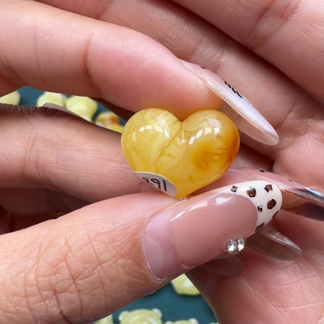 琥珀未镶嵌裸石蜜蜡