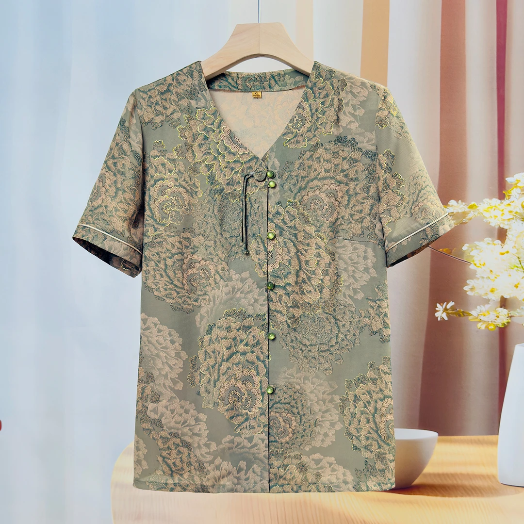 中老年夏装衬衫女妈妈新款夏季短袖V领小衫衬衣老人奶奶太太衣服