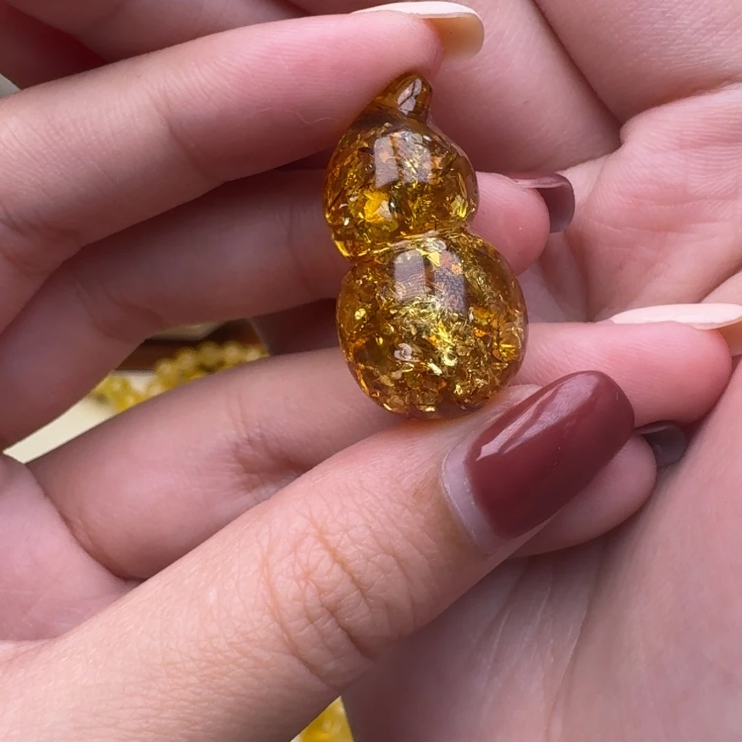 琥珀未镶嵌裸石27号