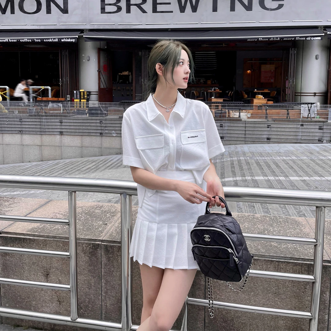 晶咕白标~短袖衬衫+百褶半身裙2件套女夏季双口袋衬衫+半身裙