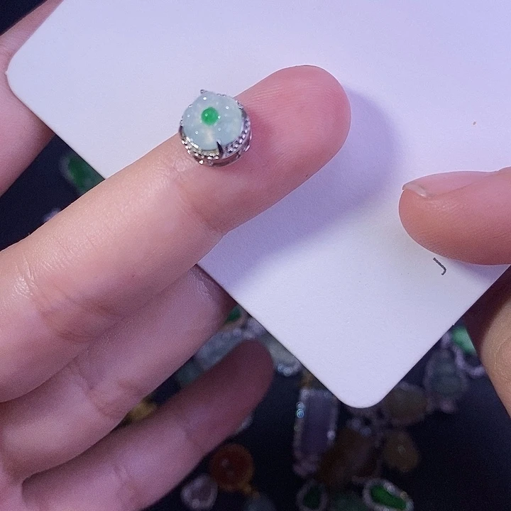 颈饰未镶嵌翡翠11