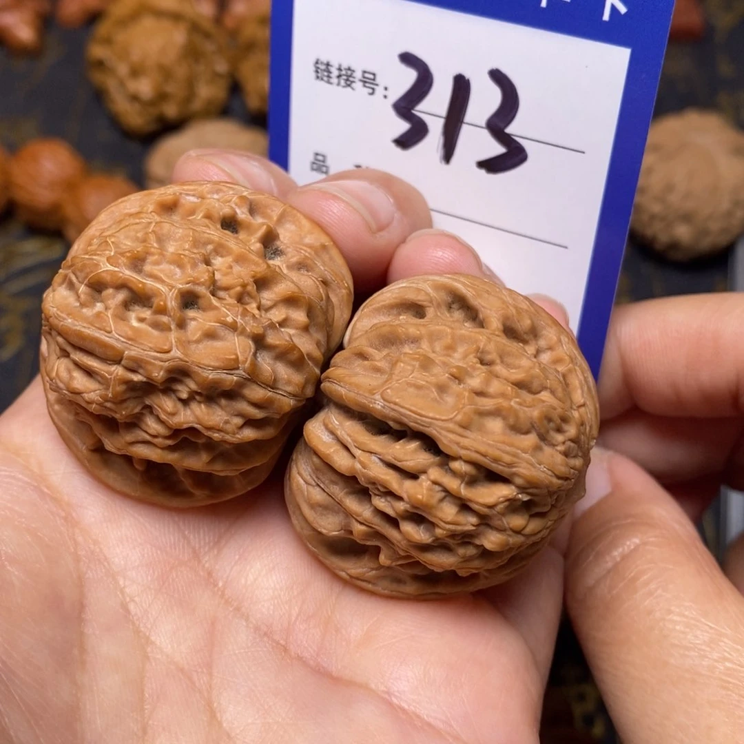 文玩核桃把件磨盘全品37➕。 313