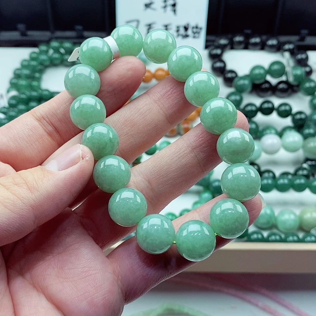 翡翠未镶嵌毛衣链