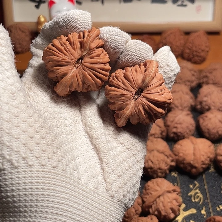 文玩核桃吊坠楼子