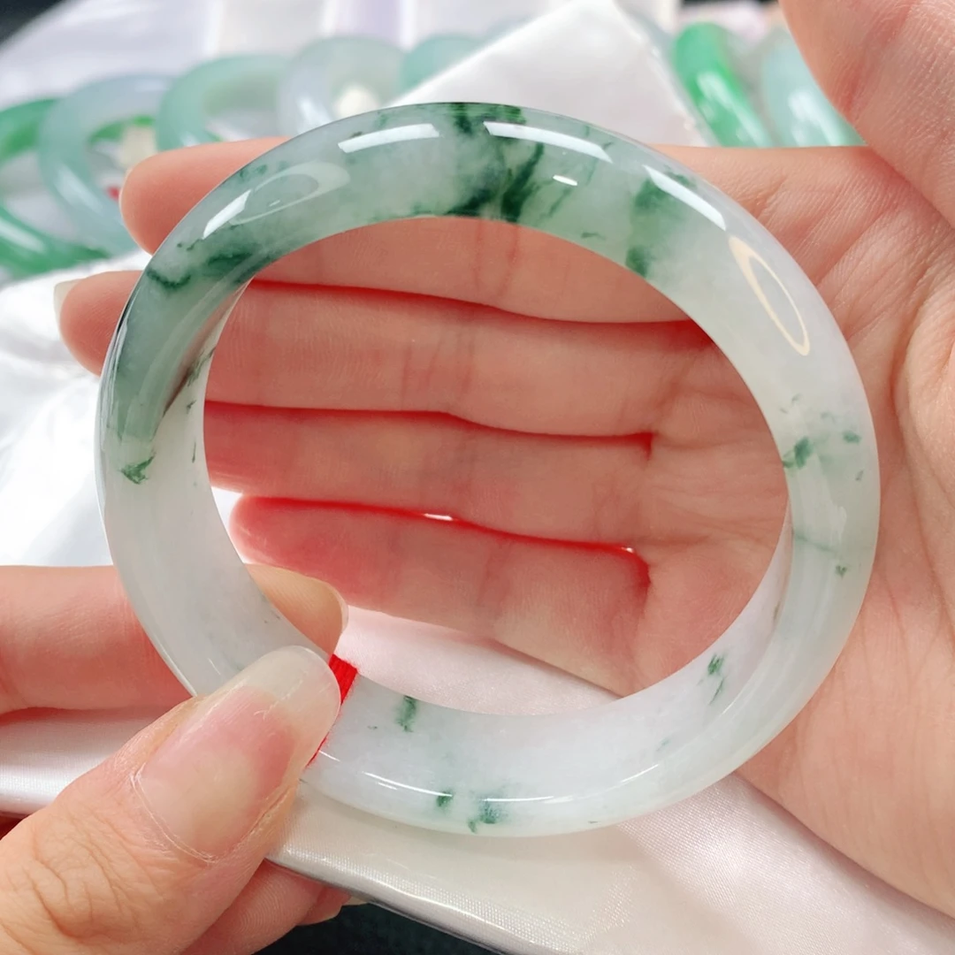 翡翠手镯未镶嵌5758圈13号