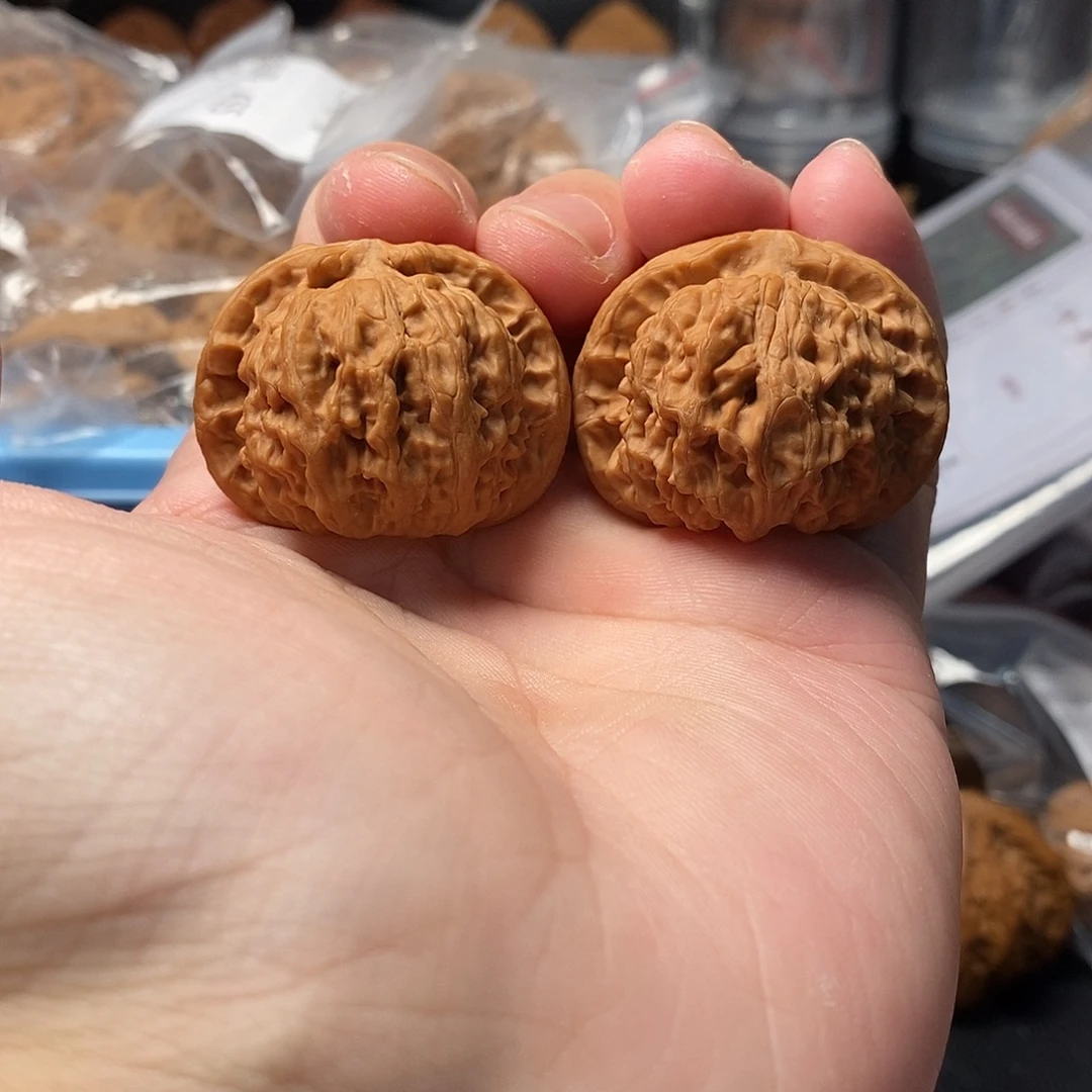 1文玩核桃京东第一矮37-268