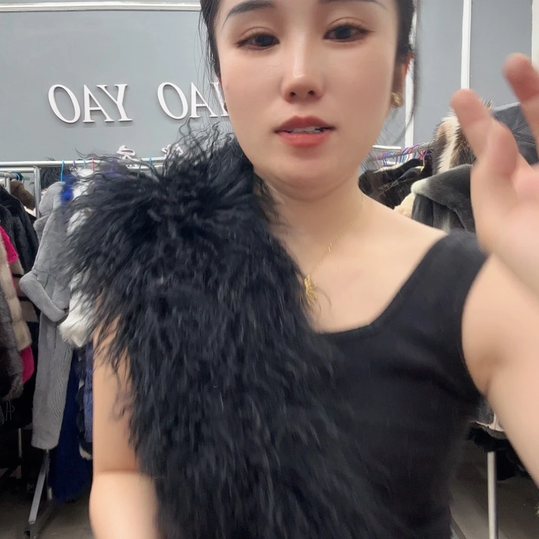 燕***子女装大码的小西装