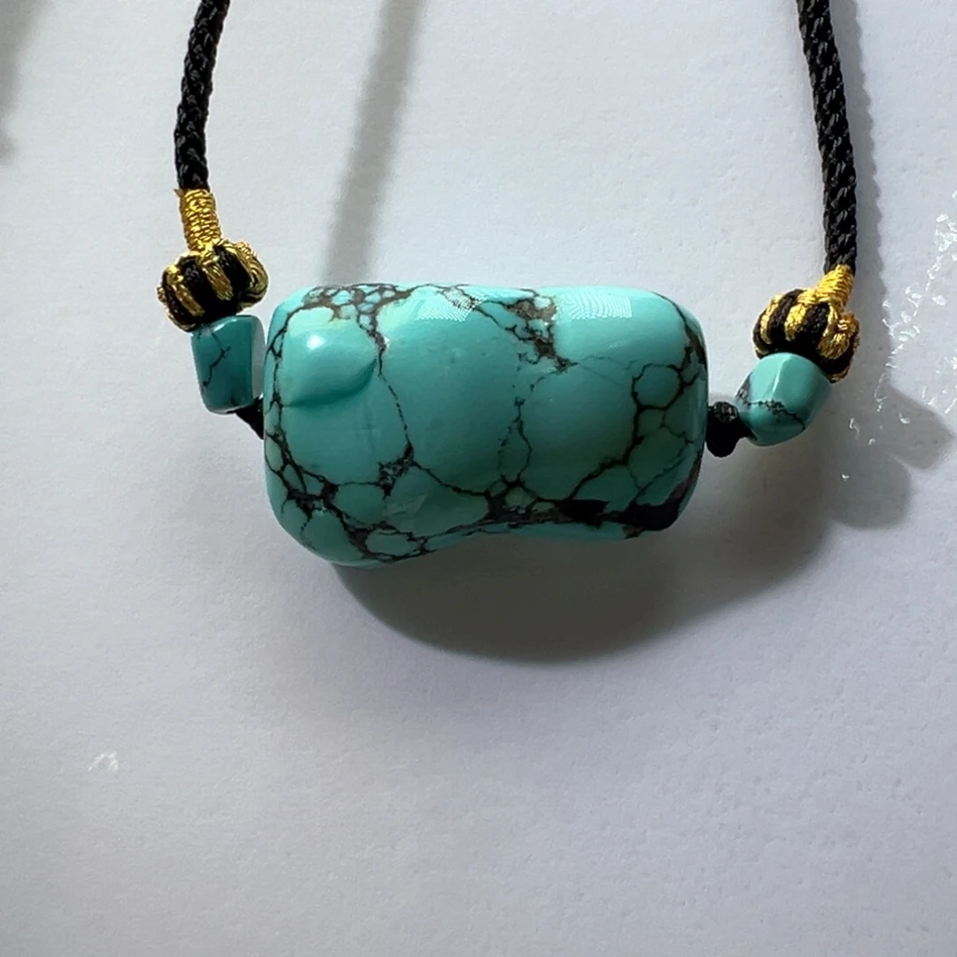 绿松石未镶嵌挂件