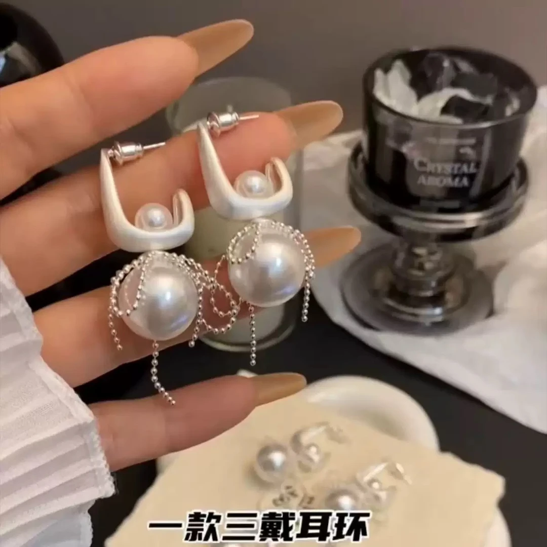 铜合金仿珍珠耳饰 一款多戴拉丝施家珍珠设计师耳环高级感耳饰
