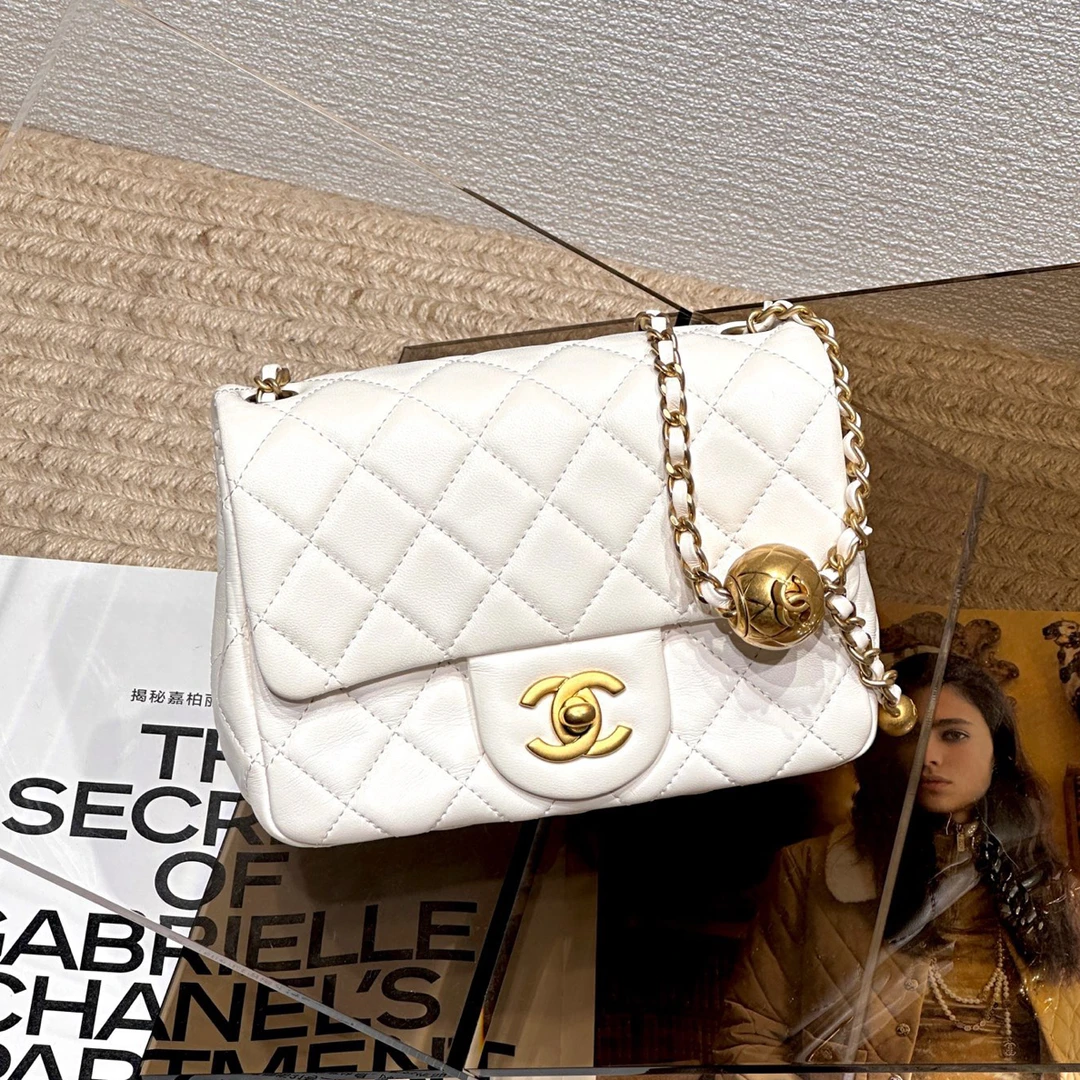 99新 Chanel/香奈儿 22B 白金羊皮金球方胖子单肩斜挎包
