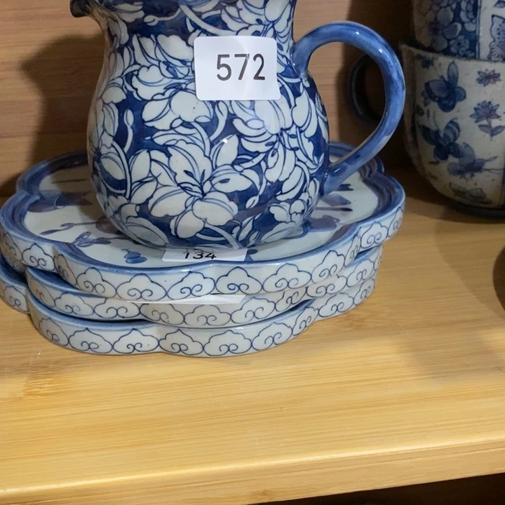 青花瓷景德镇手绘百合花花口公道